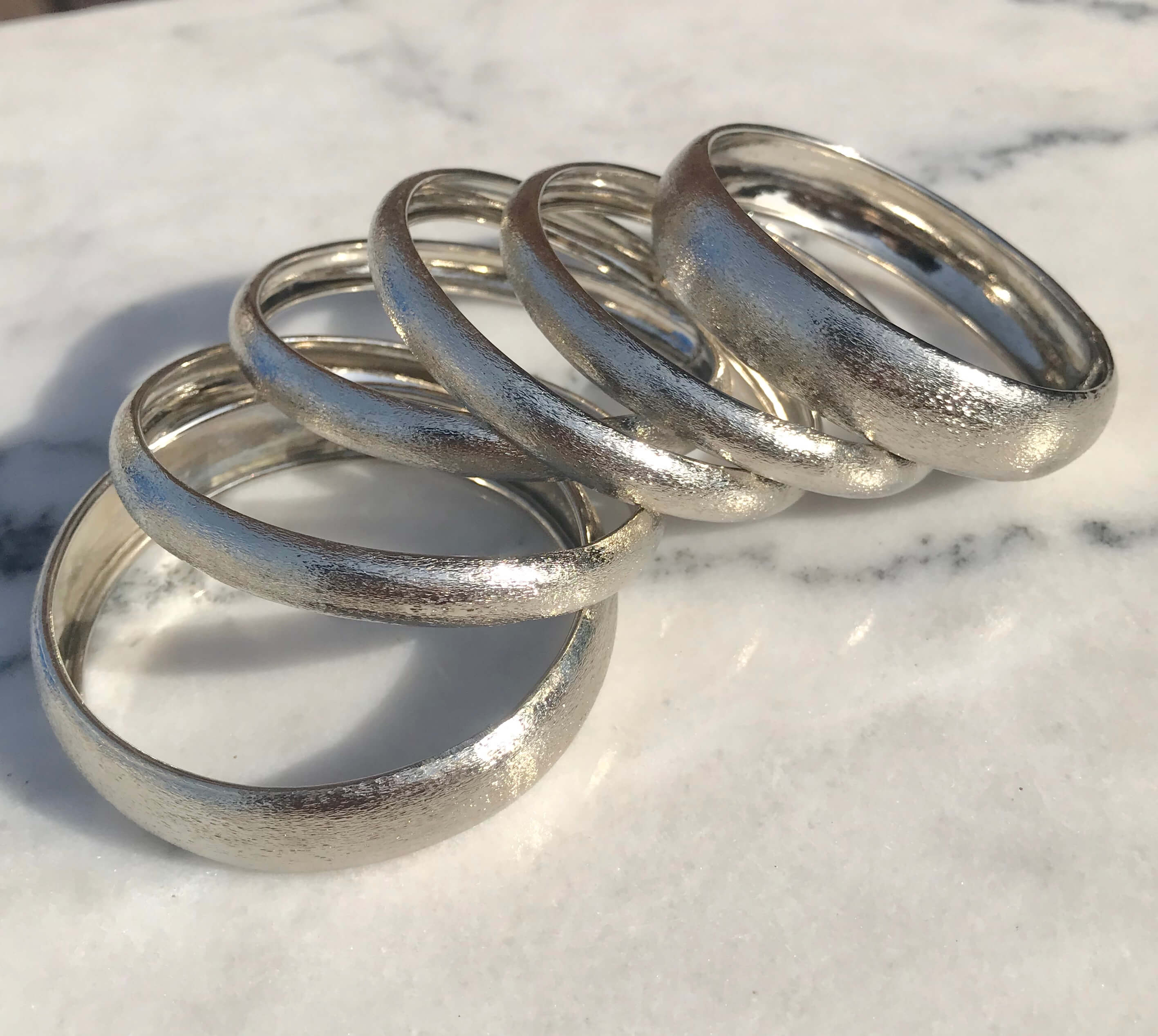 CLARA BANGLES