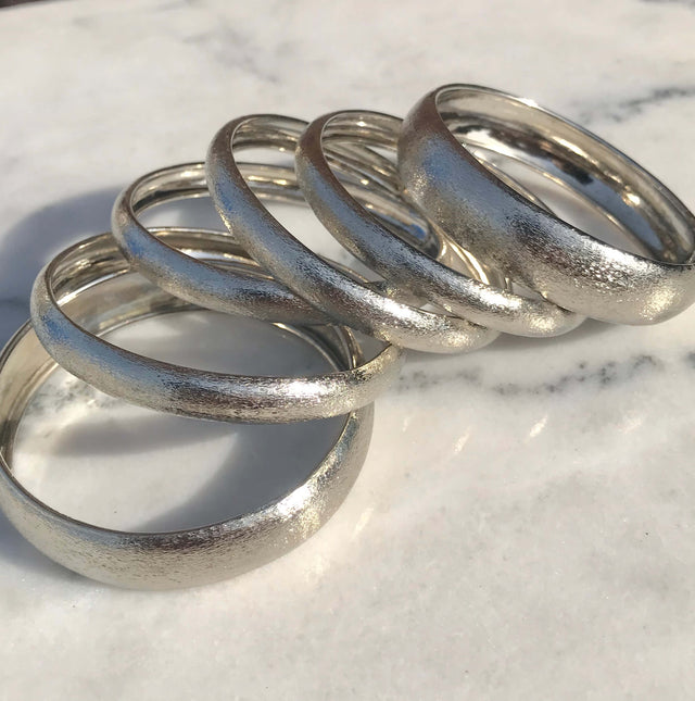 CLARA BANGLES
